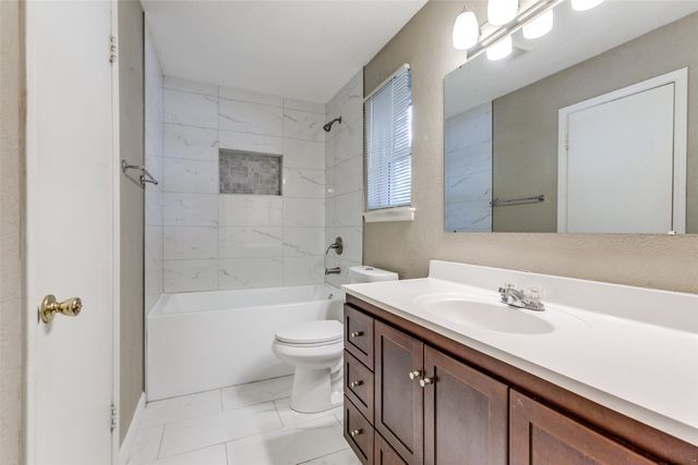 7739 La Manga Drive, Dallas, TX 75248