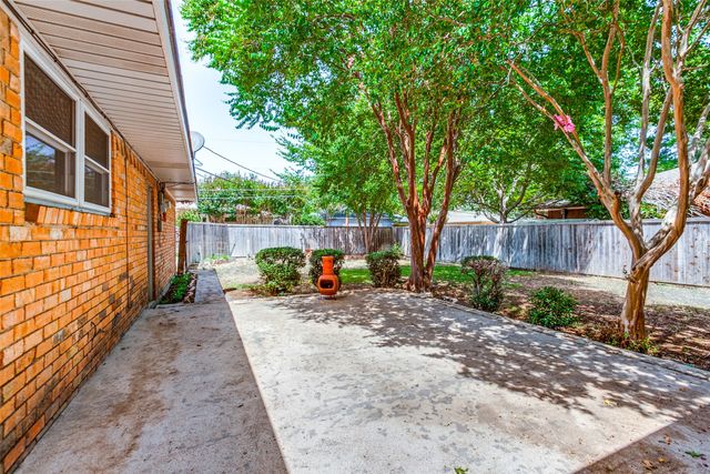7739 La Manga Drive, Dallas, TX 75248