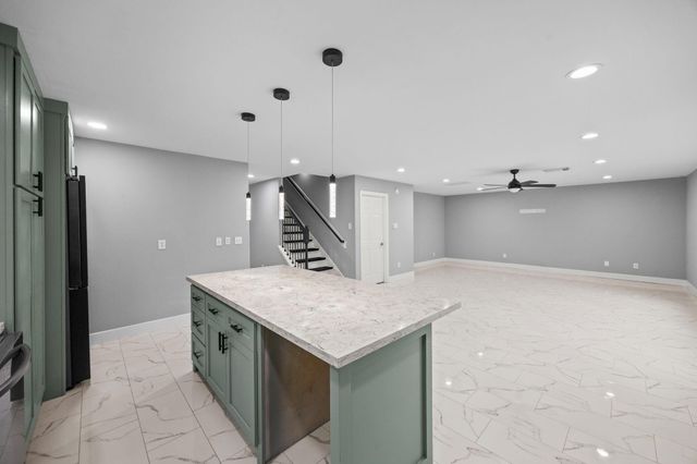 4500 Upland Circle Drive, Conroe, TX 77303