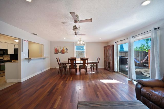 8909 Ramstad Ave, Fair Oaks, CA 95628