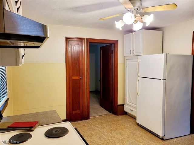 1059 W 14th Street, Lorain, OH 44052