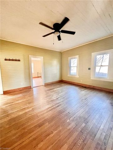 53 Wagoner Street, Sparta, NC 28675