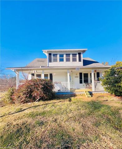 53 Wagoner Street, Sparta, NC 28675