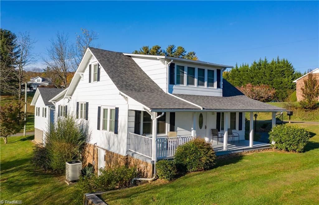 53 Wagoner Street, Sparta, NC 28675