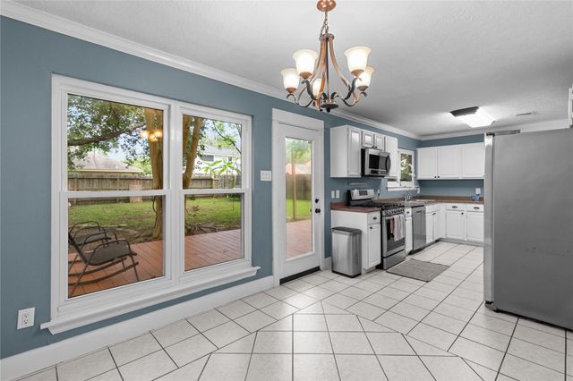 4303 Fernside Drive, Pasadena, TX 77505