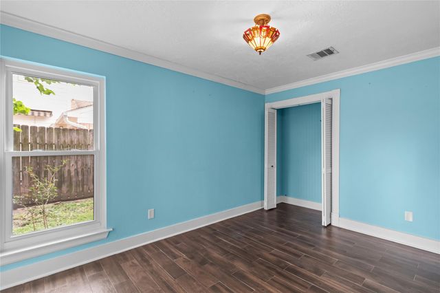4303 Fernside Drive, Pasadena, TX 77505