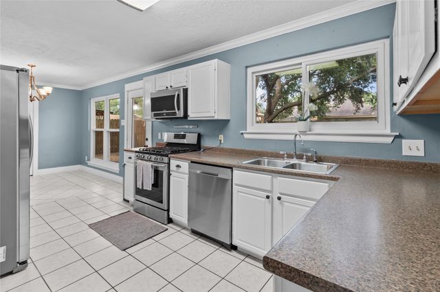 4303 Fernside Drive, Pasadena, TX 77505