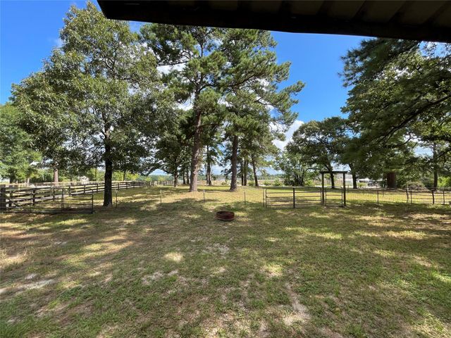 19435 Keenan Cut Off Road, Montgomery, TX 77316