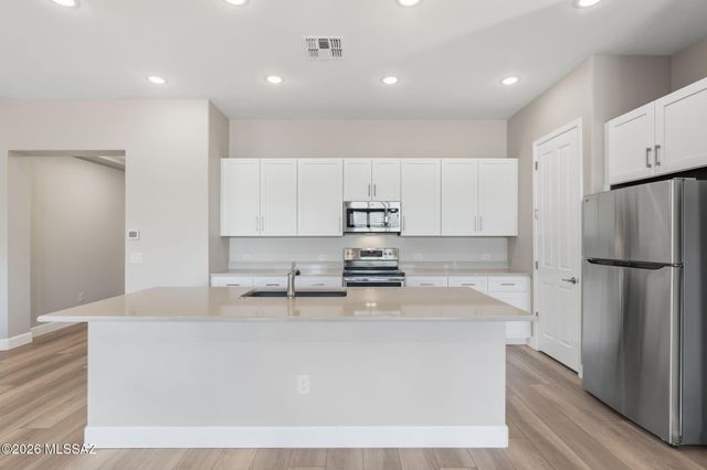 61370 E Flint Drive, Oracle, AZ 85623