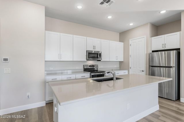 61370 E Flint Drive, Oracle, AZ 85623