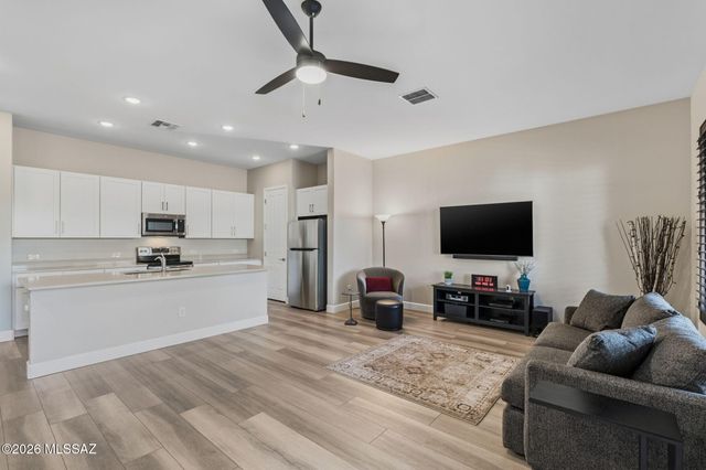 61370 E Flint Drive, Oracle, AZ 85623