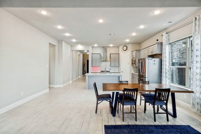 12679 Royal Oaks Lane, Farmers Branch, TX 75234