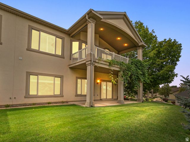 263 EDGEMONT DR, North Salt Lake, UT 84054