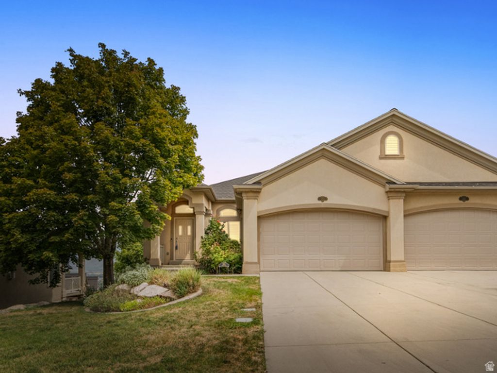 263 EDGEMONT DR, North Salt Lake, UT 84054 — exterior