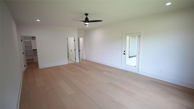 3295 Kelly Glen Court, Dacula, GA 30019