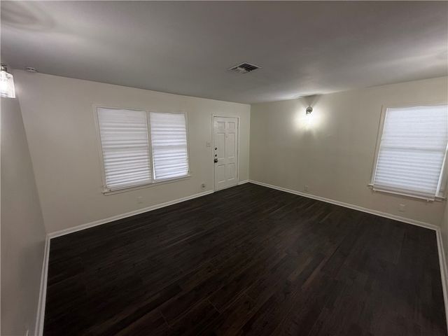 4822 Dodd Dr, Corpus Christi, TX 78415