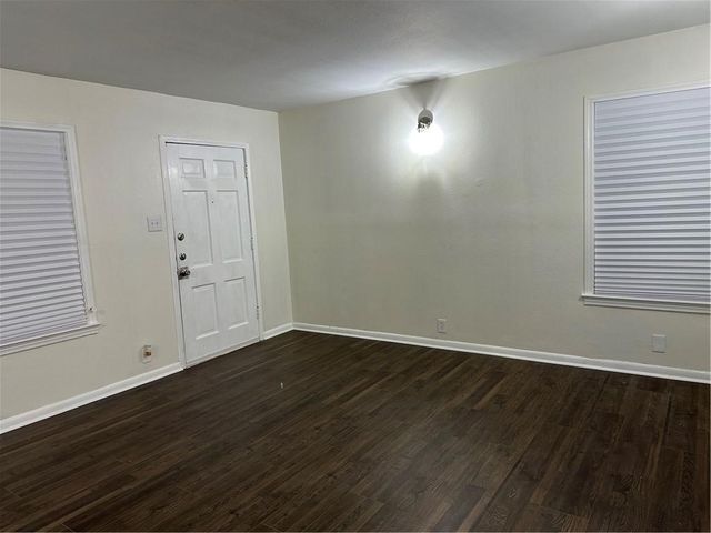 4822 Dodd Dr, Corpus Christi, TX 78415