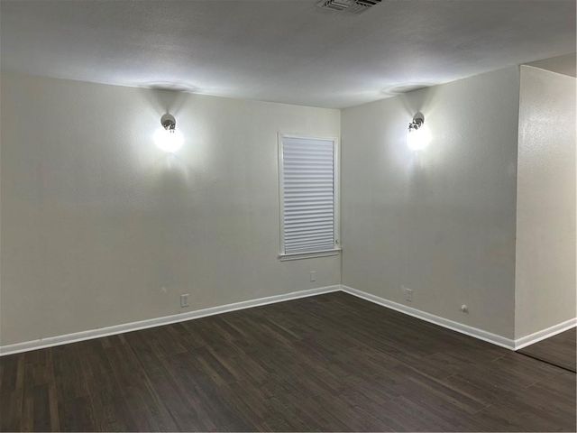 4822 Dodd Dr, Corpus Christi, TX 78415