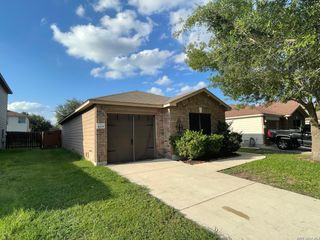 10235 MAPLE RNCH, San Antonio, TX 78245