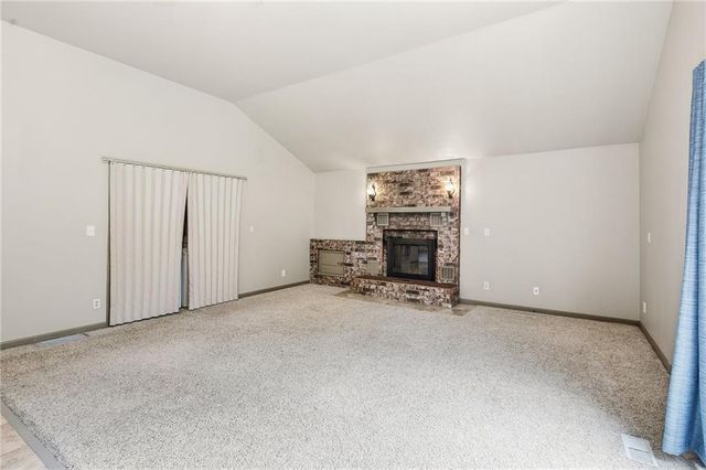 407 N Fairview Avenue, Liberty, MO 64068