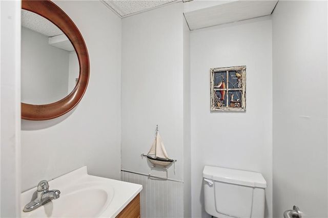 407 N Fairview Avenue, Liberty, MO 64068