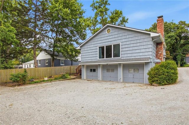 407 N Fairview Avenue, Liberty, MO 64068