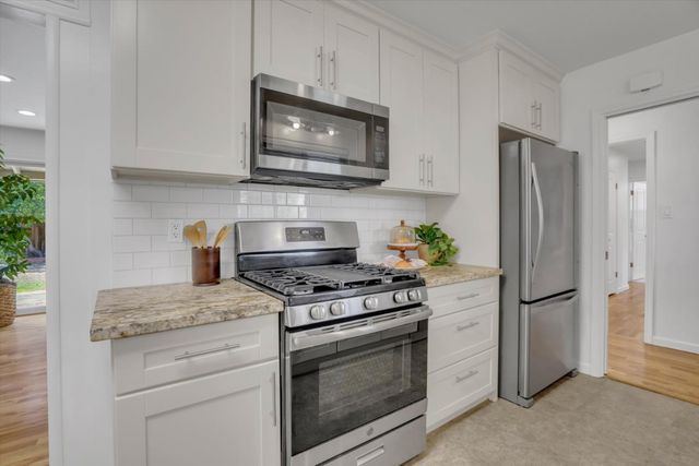 6990 Bollinger Road, San Jose, CA 95129