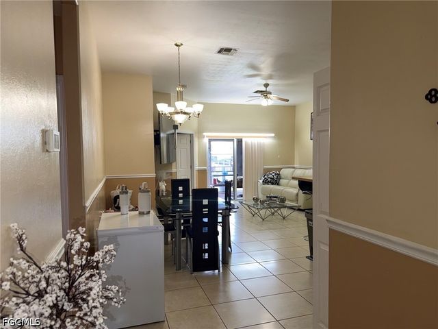 920 SE 6th CT, Cape Coral, FL 33990