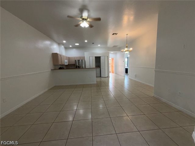 920 SE 6th CT, Cape Coral, FL 33990