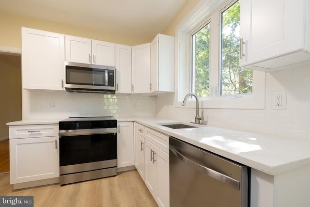 426 4TH AVE, Haddon Heights, NJ 08035