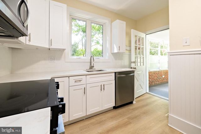 426 4TH AVE, Haddon Heights, NJ 08035