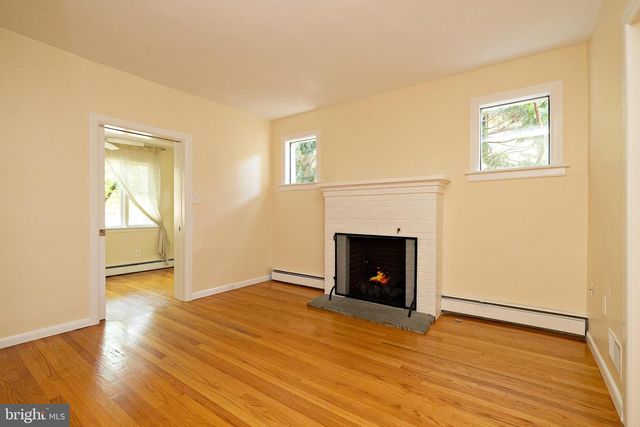 426 4TH AVE, Haddon Heights, NJ 08035
