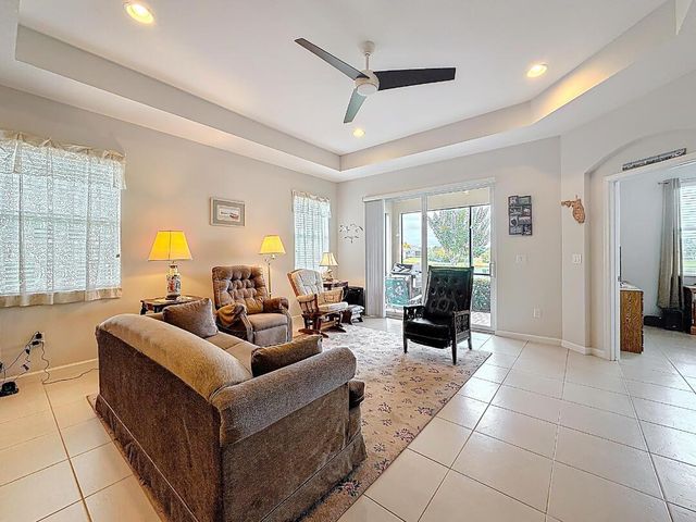 11066 SW Sunrise Lake Drive, Port St Lucie, FL 34987