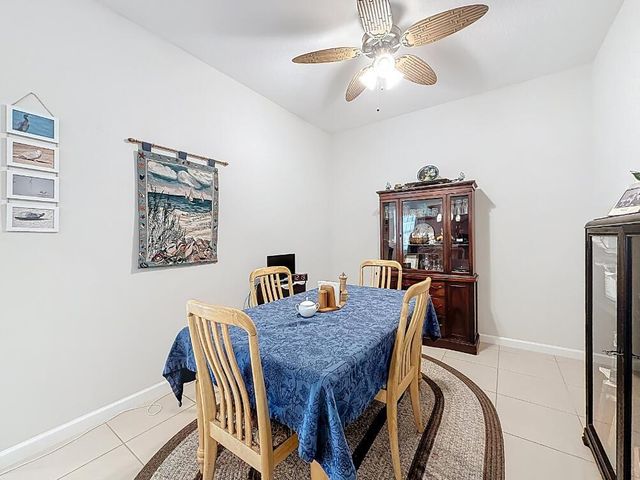 11066 SW Sunrise Lake Drive, Port St Lucie, FL 34987