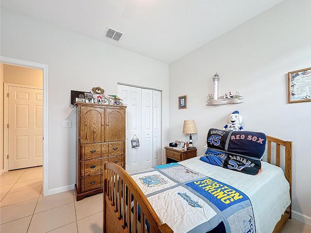 11066 SW Sunrise Lake Drive, Port St Lucie, FL 34987