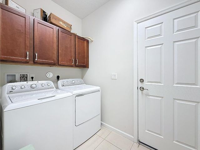 11066 SW Sunrise Lake Drive, Port St Lucie, FL 34987