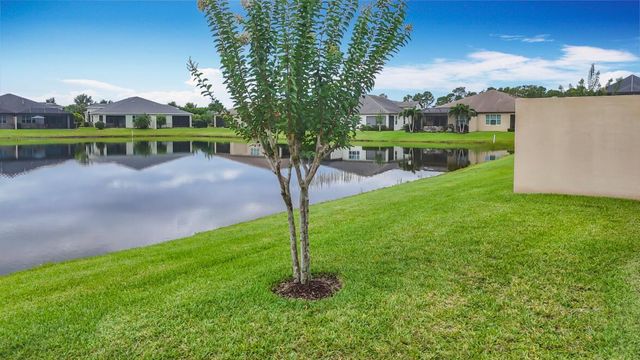 11066 SW Sunrise Lake Drive, Port St Lucie, FL 34987