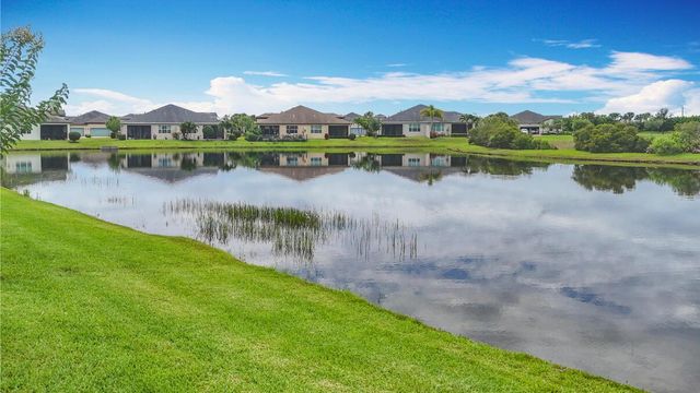 11066 SW Sunrise Lake Drive, Port St Lucie, FL 34987