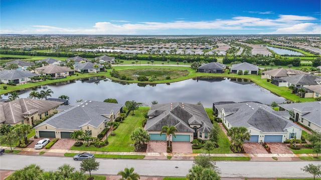11066 SW Sunrise Lake Drive, Port St Lucie, FL 34987