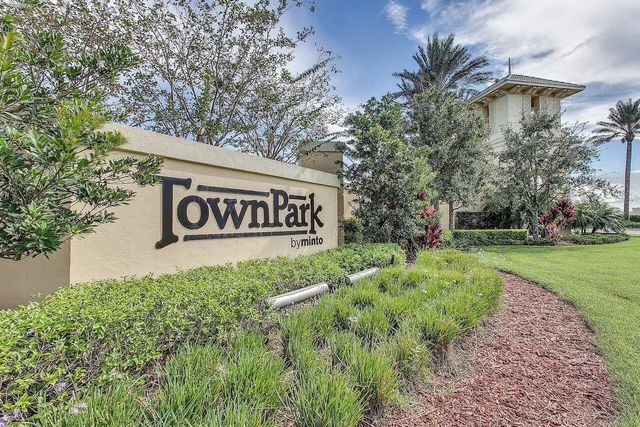 11066 SW Sunrise Lake Drive, Port St Lucie, FL 34987