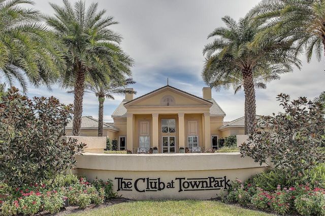 11066 SW Sunrise Lake Drive, Port St Lucie, FL 34987