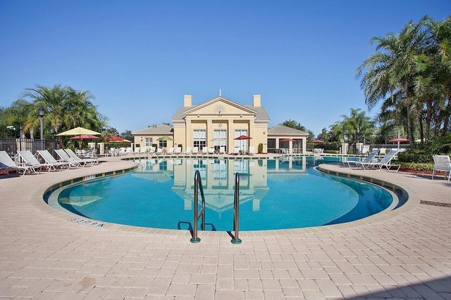 11066 SW Sunrise Lake Drive, Port St Lucie, FL 34987