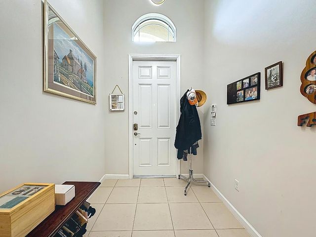 11066 SW Sunrise Lake Drive, Port St Lucie, FL 34987