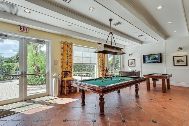 11066 SW Sunrise Lake Drive, Port St Lucie, FL 34987