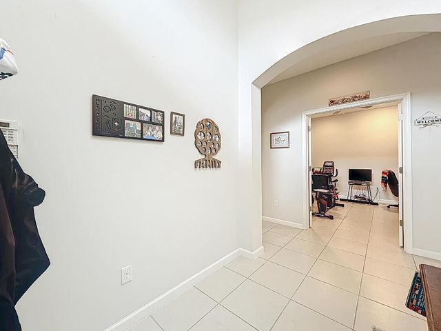 11066 SW Sunrise Lake Drive, Port St Lucie, FL 34987