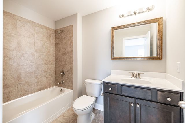 169 Ashcrest Pt, Hendersonville, TN 37075