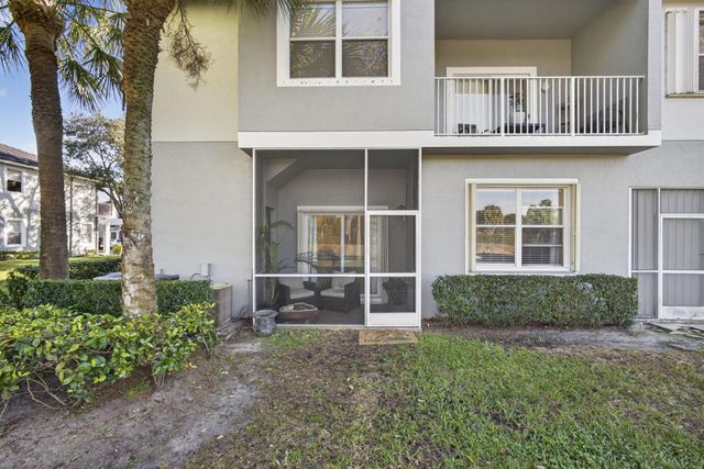 3055 Grandiflora Drive, Greenacres, FL 33467