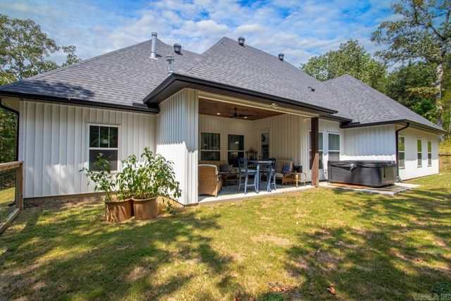 1178 Brookhaven Court, Alexander, AR 72002
