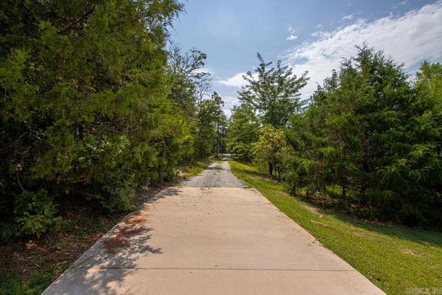 1178 Brookhaven Court, Alexander, AR 72002