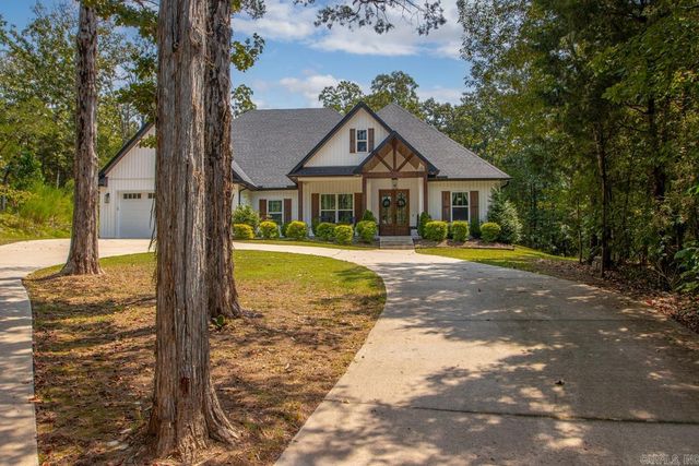 1178 Brookhaven Court, Alexander, AR 72002